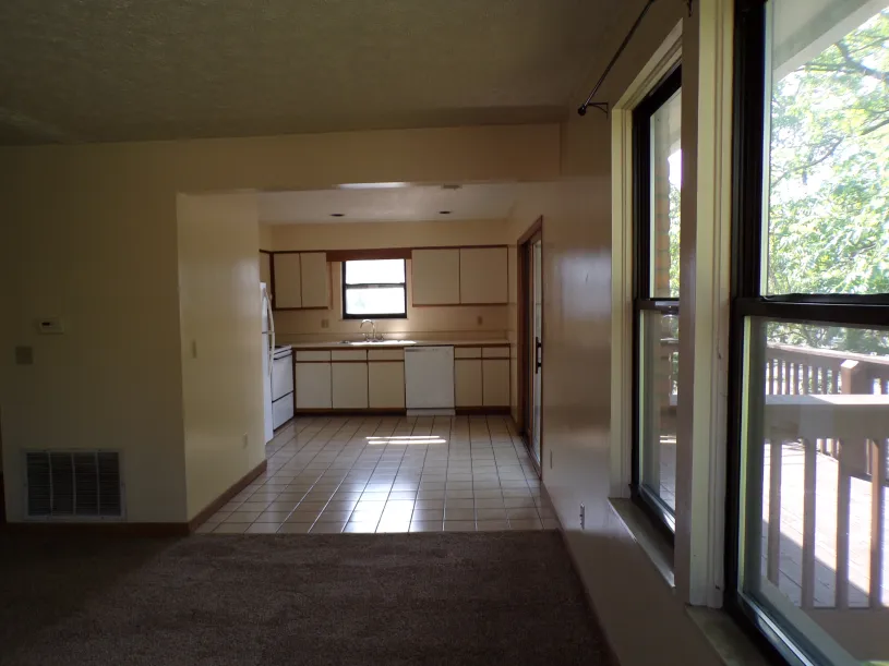 78 W 10th Ave Apt D ~ 4 Bedroom 