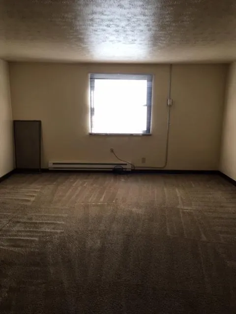 2201 N High St Apt C