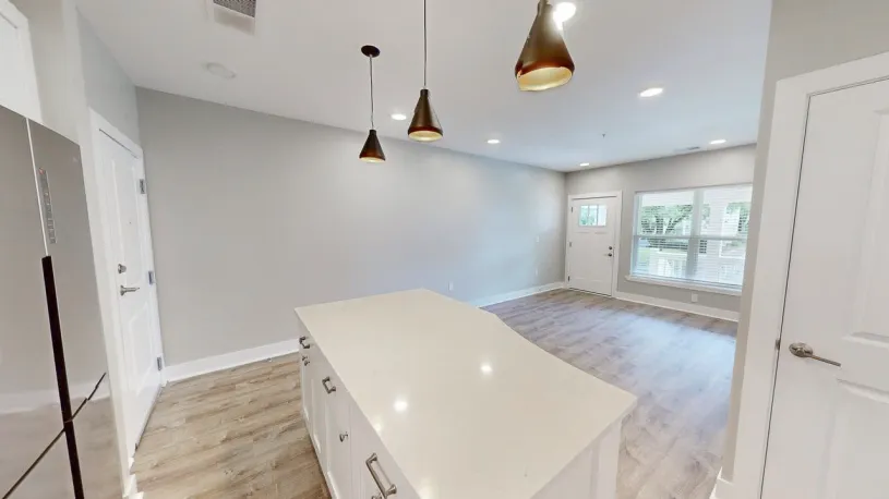 100 W Oakland Ave Apt 1A