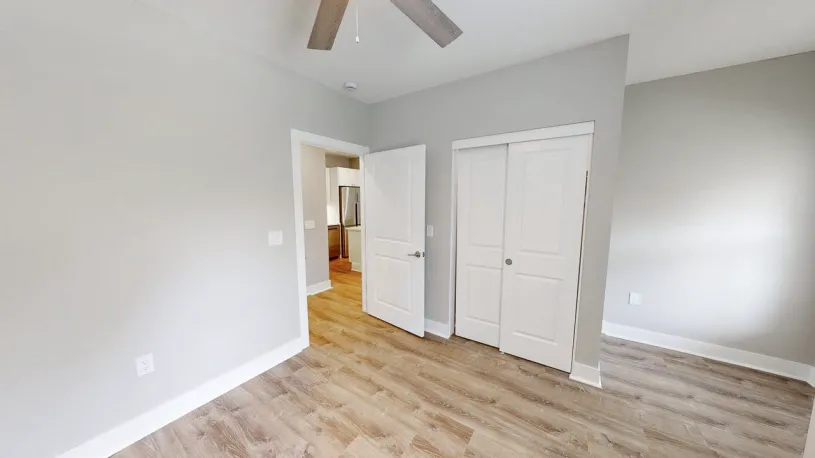 100 W Oakland Ave Apt 1A