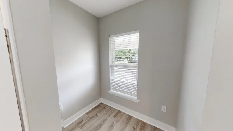 100 W Oakland Ave Apt 1A