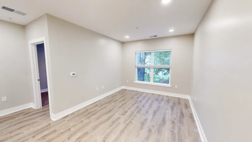 100 W Oakland Ave Apt 1F