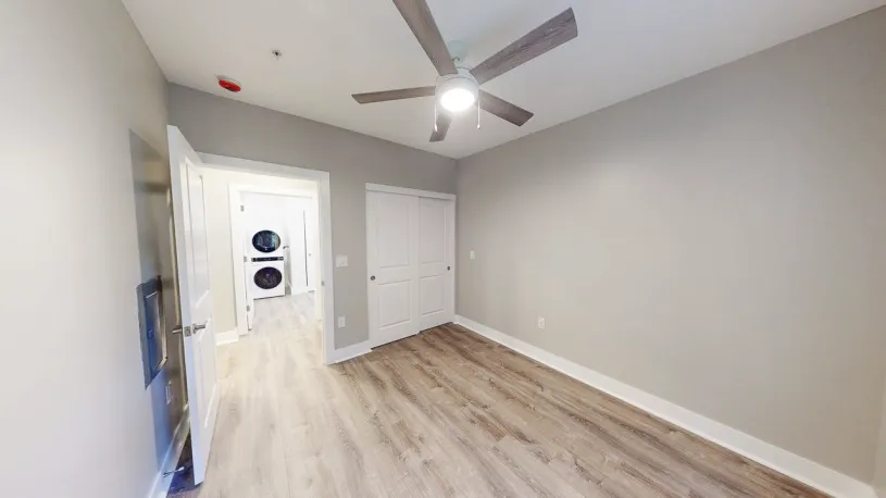 100 W Oakland Ave Apt 1F
