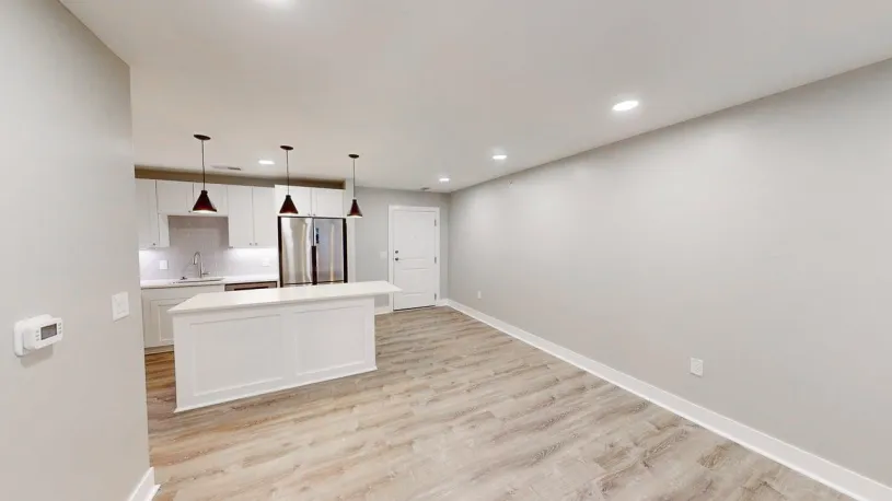 100 W Oakland Ave Apt 2H