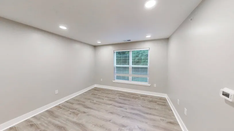 100 W Oakland Ave Apt 2H