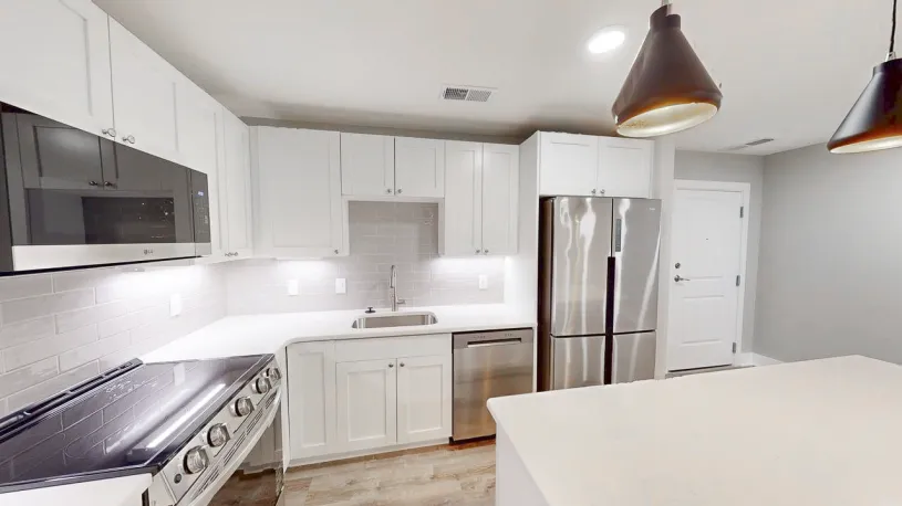 100 W Oakland Ave Apt 2H