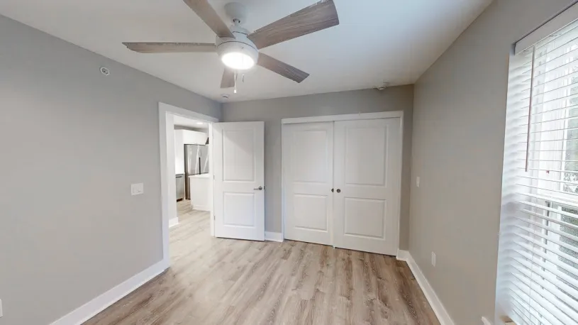 100 W Oakland Ave Apt 2H