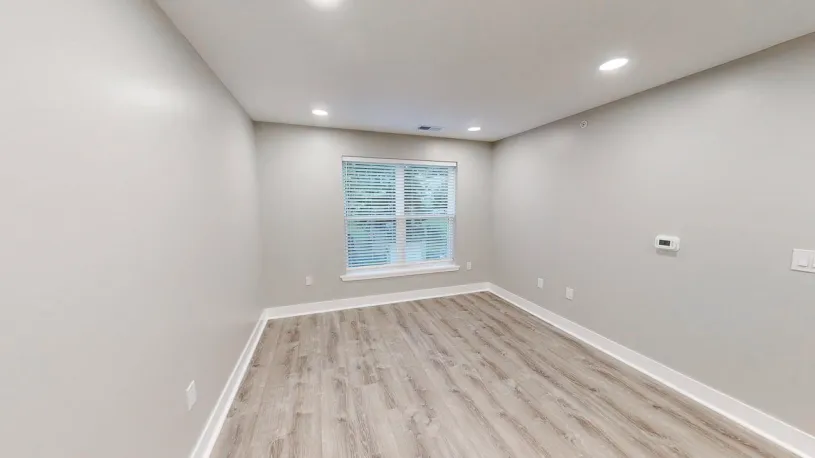 100 W Oakland Ave Apt 2I