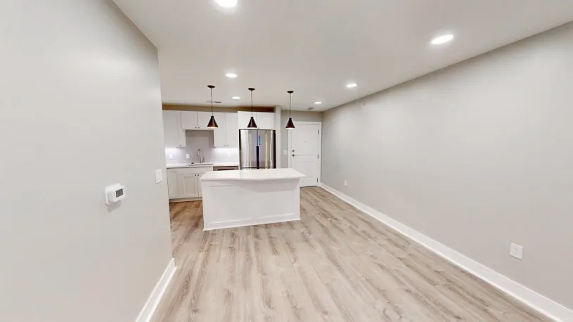 100 W Oakland Ave Apt 2I