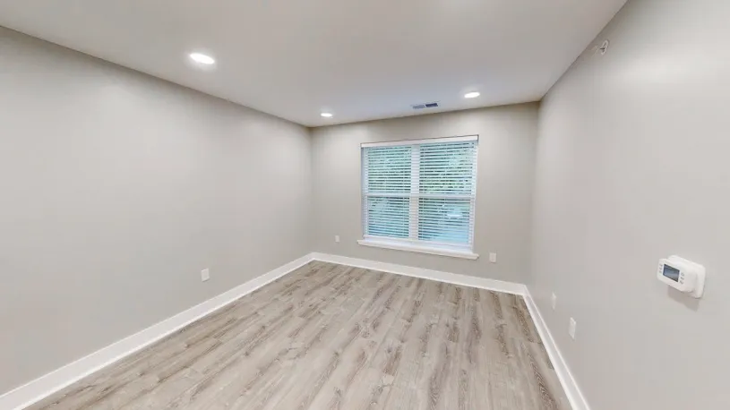 100 W Oakland Ave Apt 2I