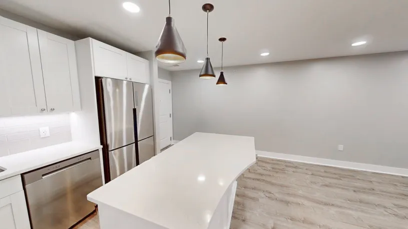 100 W Oakland Ave Apt 2I