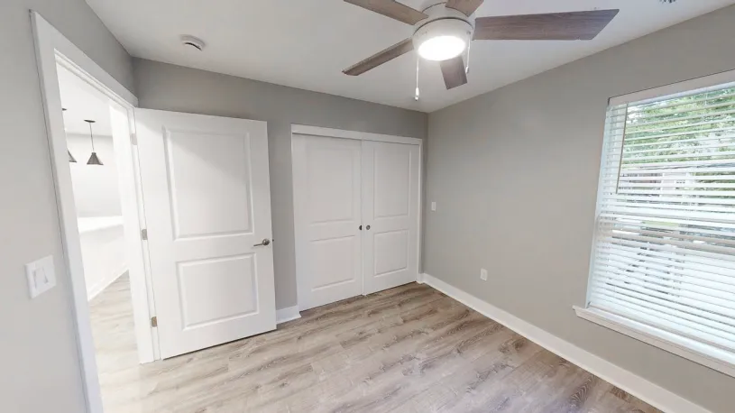 100 W Oakland Ave Apt 2I