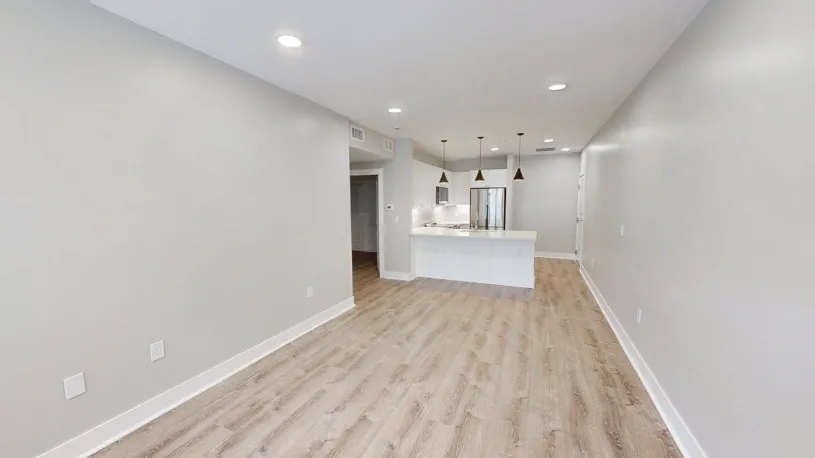 100 W Oakland Ave Apt 1B