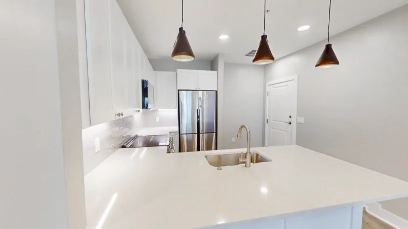 100 W Oakland Ave Apt 1B