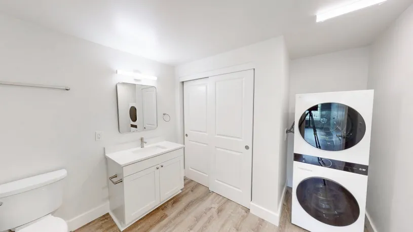 100 W Oakland Ave Apt 1B