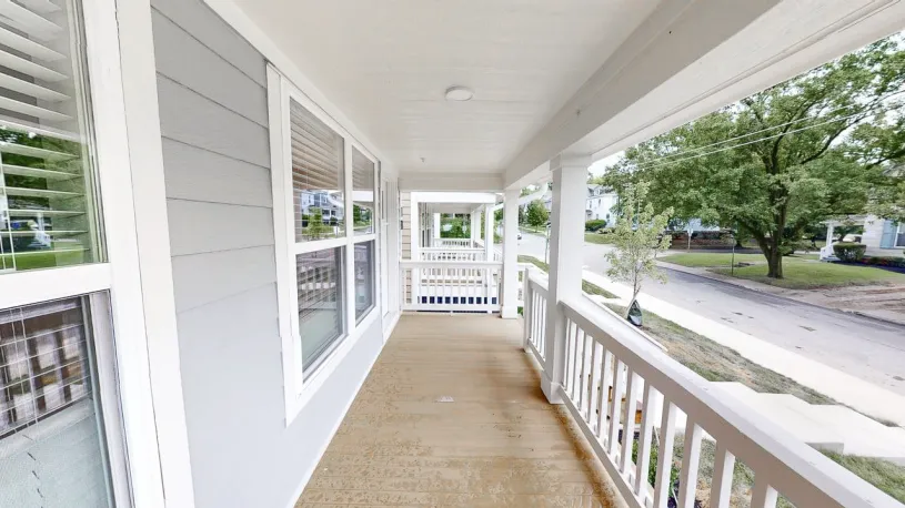 100 W Oakland Ave Apt 1B