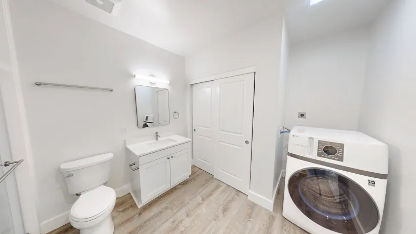 100 W Oakland Ave Apt 1C