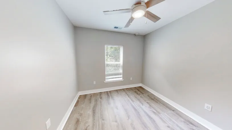 100 W Oakland Ave Apt 1C