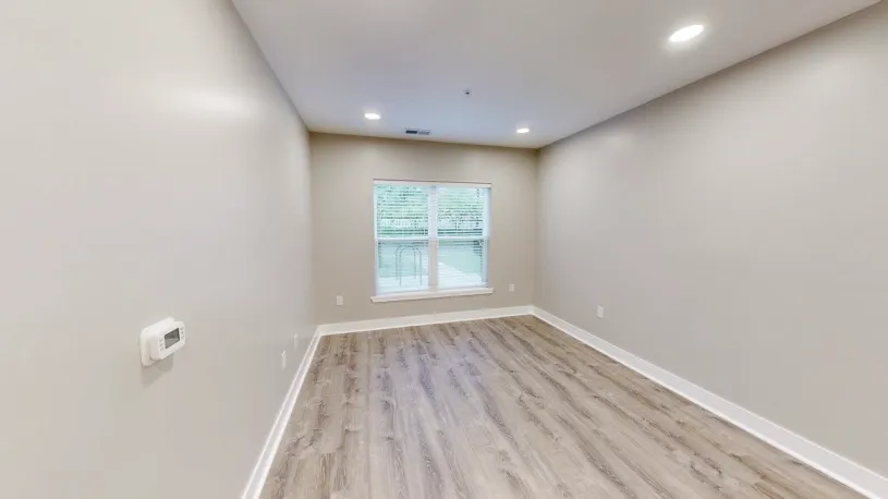 100 W Oakland Ave Apt 1E