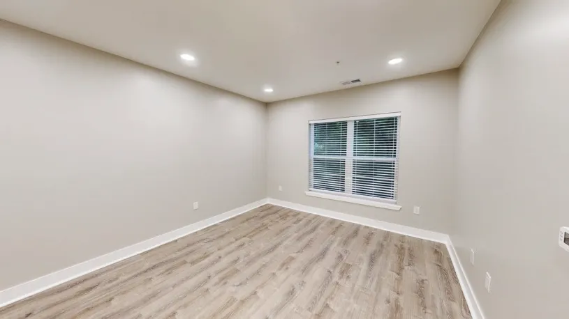 100 W Oakland Ave Apt 1G