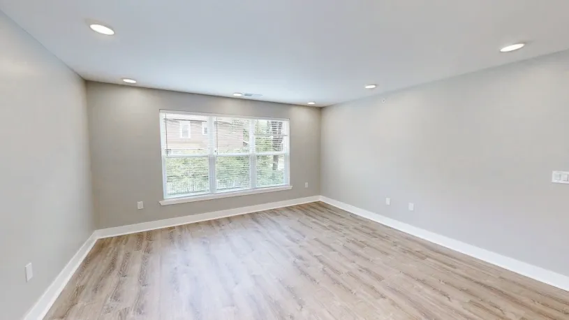 100 W Oakland Ave Apt 2A