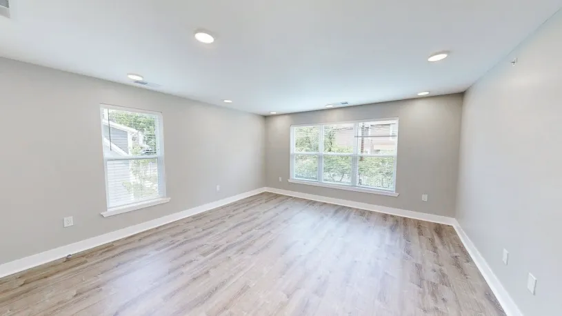 100 W Oakland Ave Apt 2A