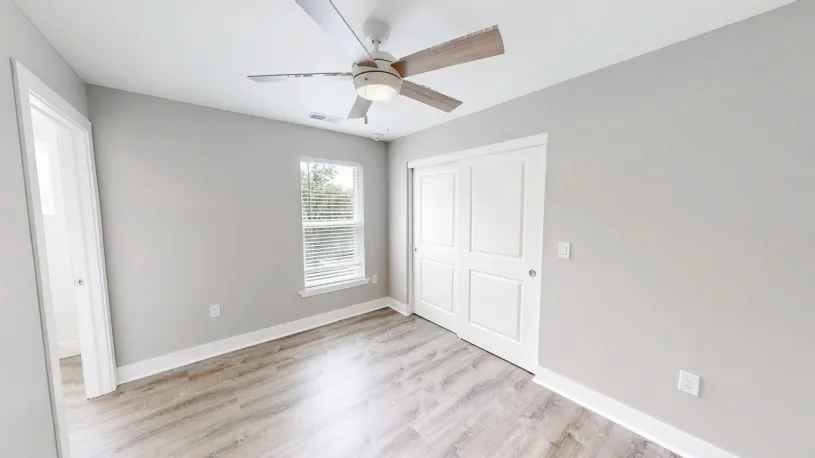 100 W Oakland Ave Apt 2A