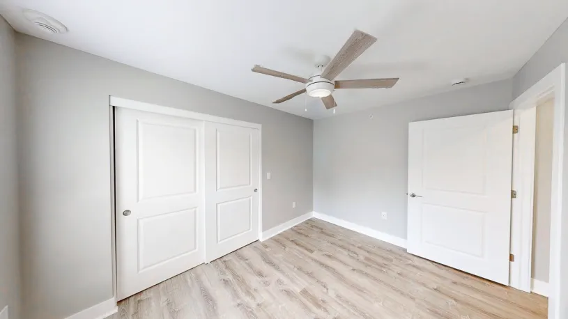 100 W Oakland Ave Apt 2A