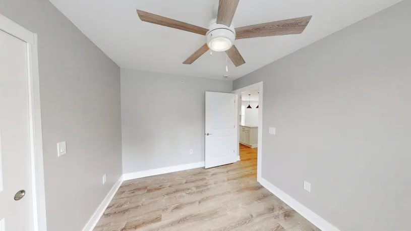 100 W Oakland Ave Apt 2A
