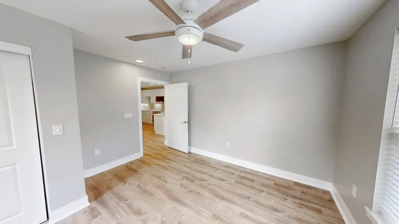 100 W Oakland Ave Apt 2A