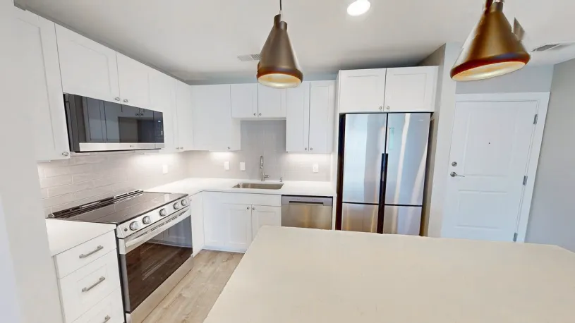 100 W Oakland Ave Apt 2B