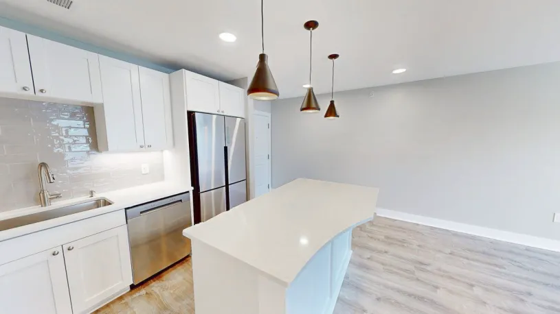 100 W Oakland Ave Apt 2B