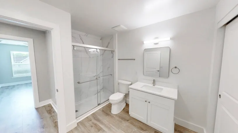 100 W Oakland Ave Apt 2C