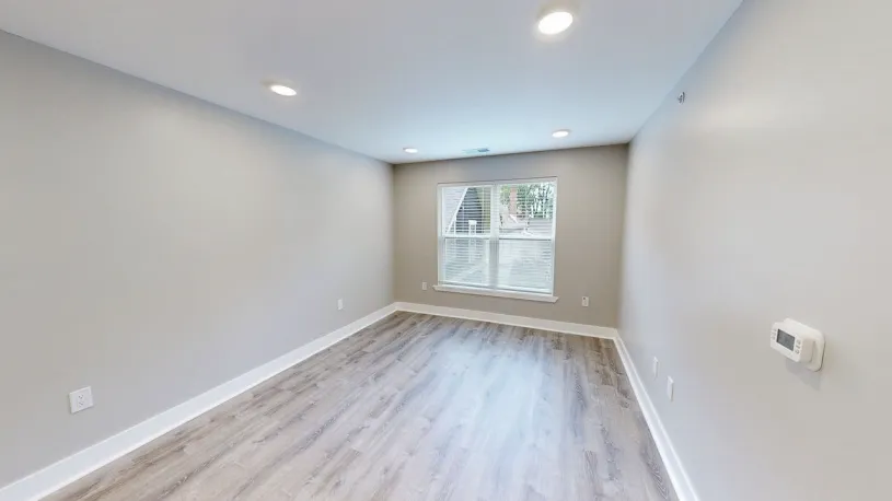 100 W Oakland Ave Apt 2D
