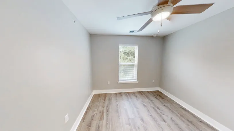 100 W Oakland Ave Apt 2D