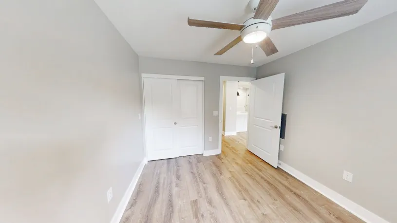 100 W Oakland Ave Apt 2D