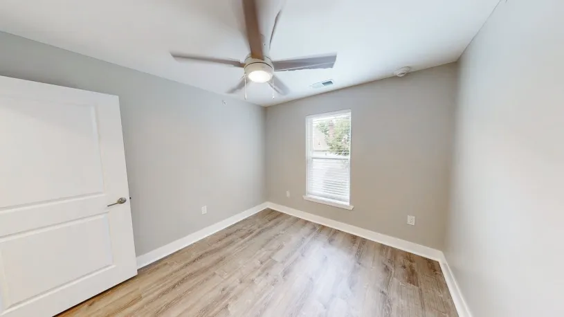 100 W Oakland Ave Apt 2D