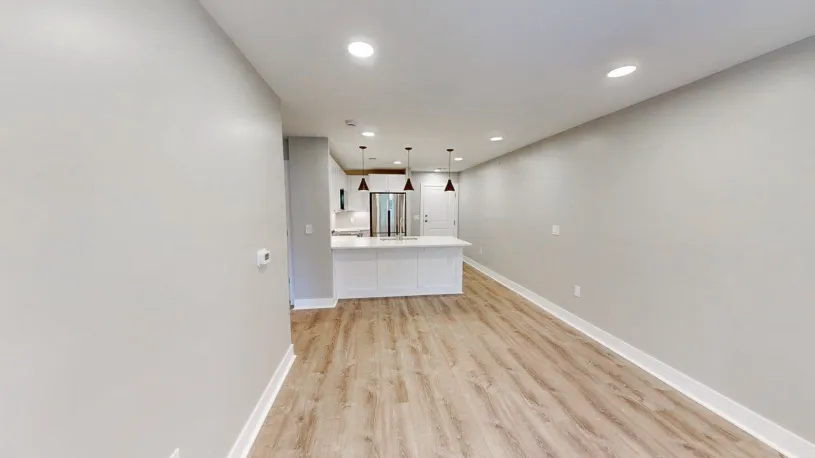 100 W Oakland Ave Apt 2E
