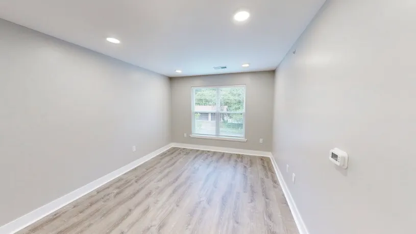 100 W Oakland Ave Apt 2E