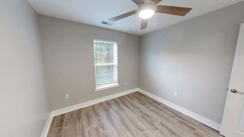 100 W Oakland Ave Apt 2G