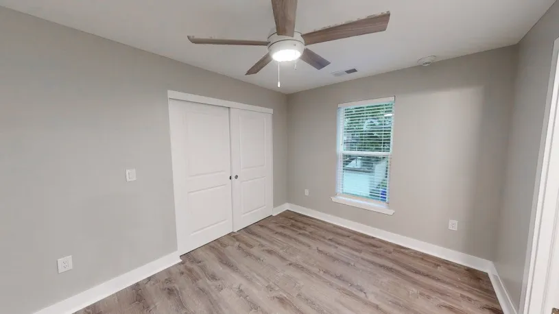 100 W Oakland Ave Apt 2J