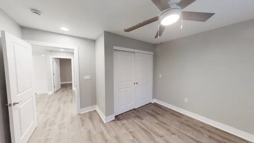 100 W Oakland Ave Apt 2J