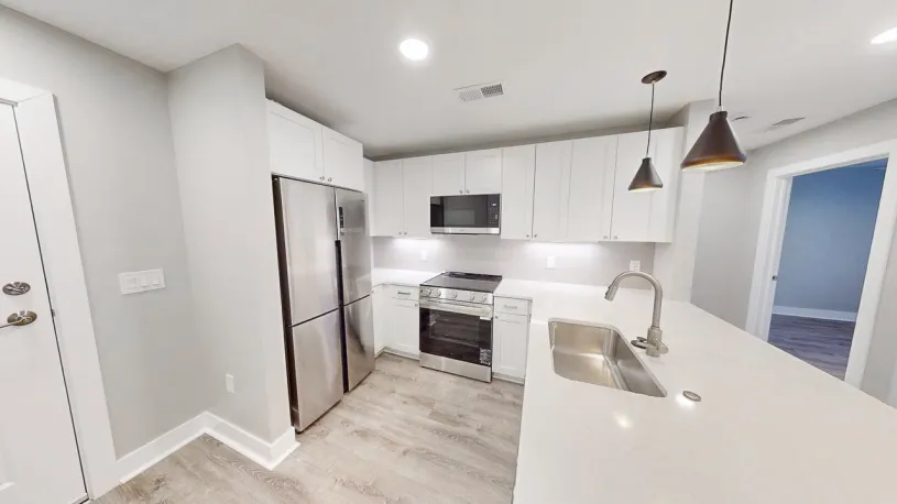 100 W Oakland Ave Apt 2F