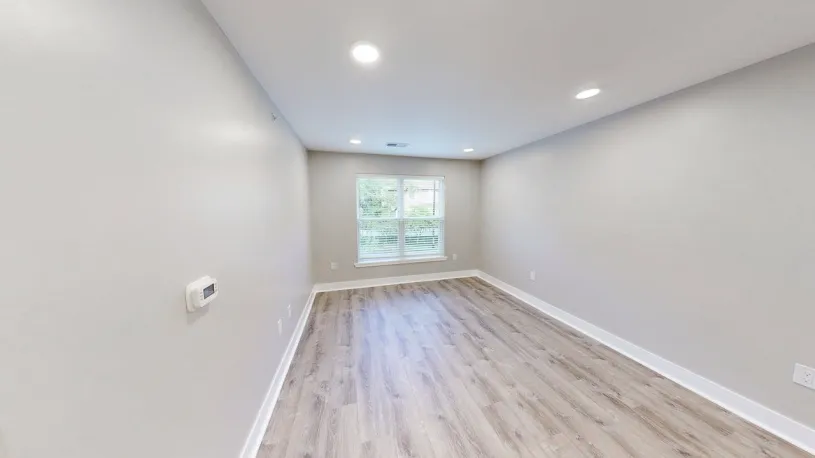 100 W Oakland Ave Apt 2F