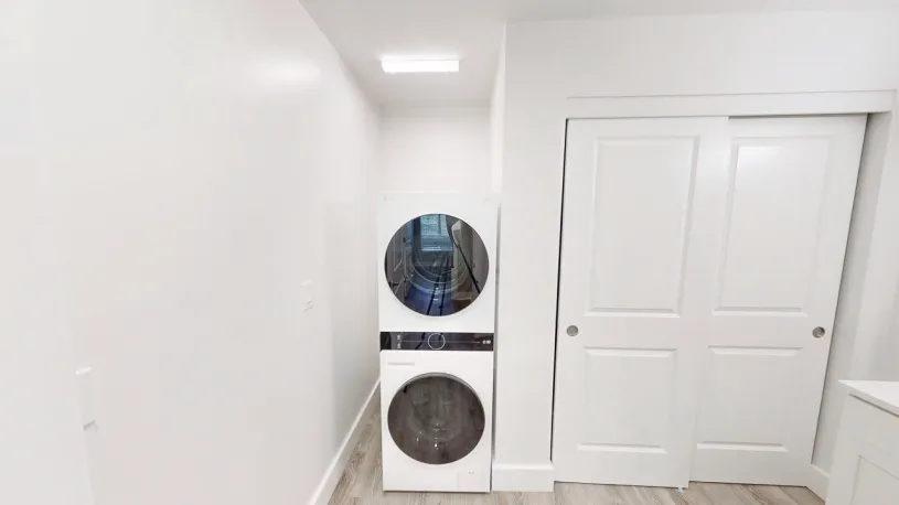 100 W Oakland Ave Apt 2F