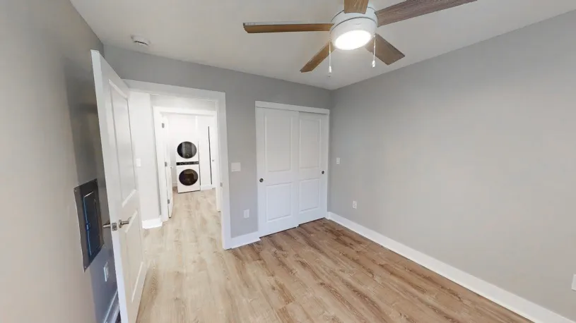 100 W Oakland Ave Apt 2F