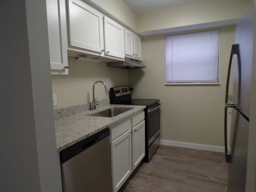 50 W Northwood Ave Apt B