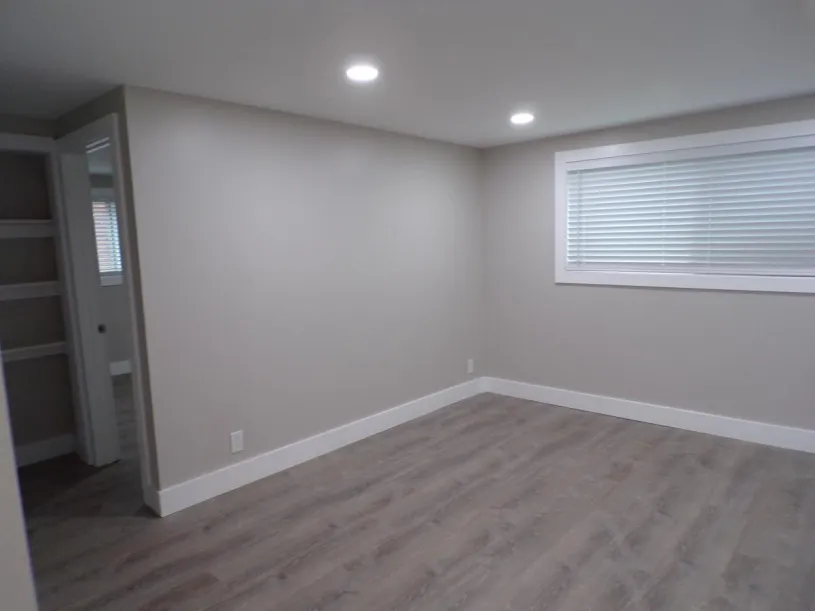 118 W Dodridge St Apt C ~ Two Bedroom 