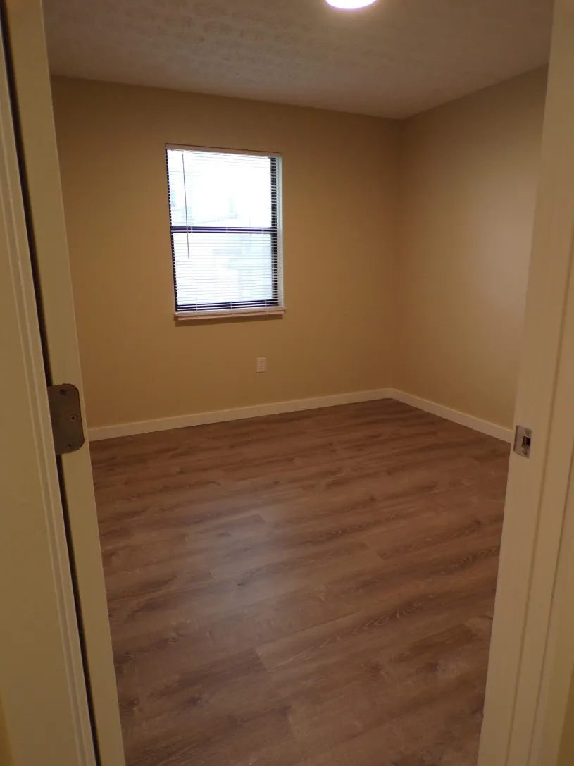 50 W Northwood Ave Apt B