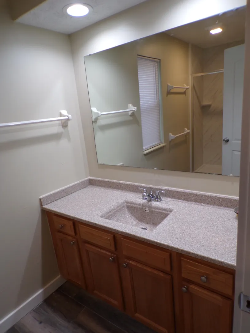 50 W Northwood Ave Apt B